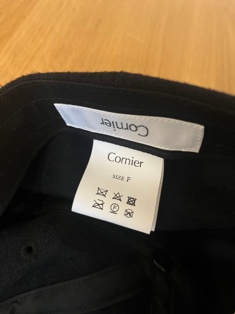 コルニエ Super140's WOOL SILK NEP CAP