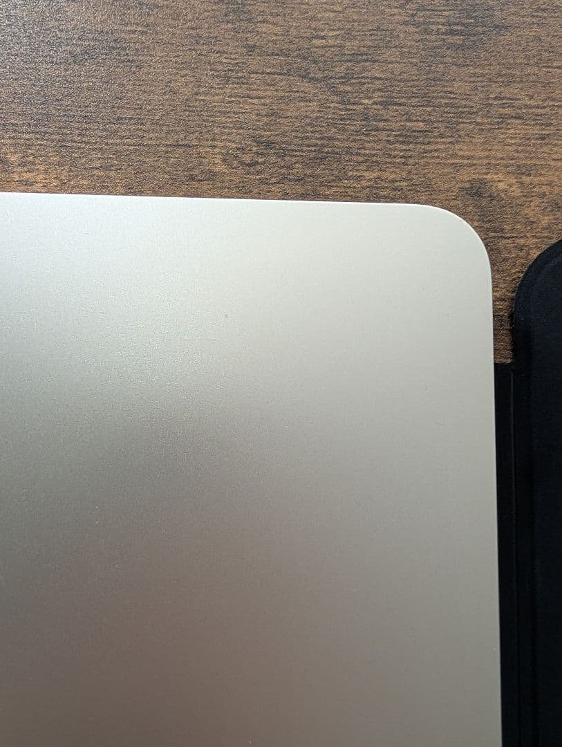 Apple iPad Air 第5世代 スターライト 本体