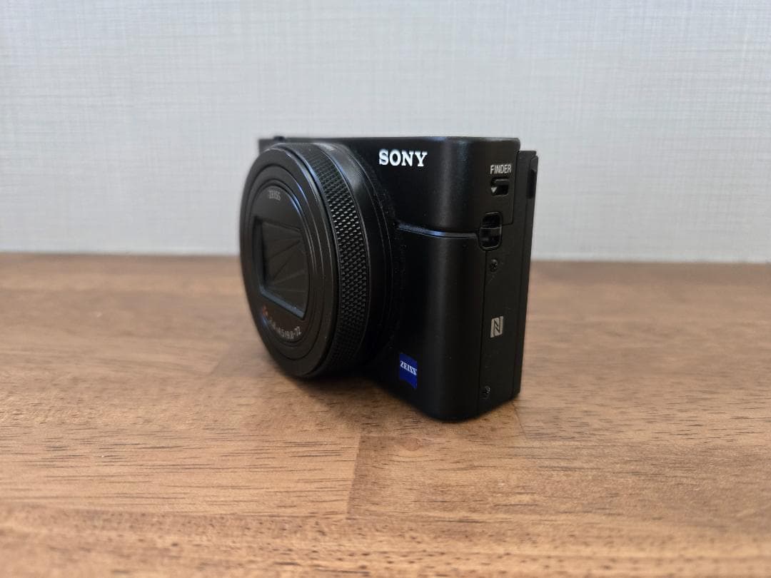 SONY RX100M6 (VI) 24-200mm 高速SD64G付 実用品