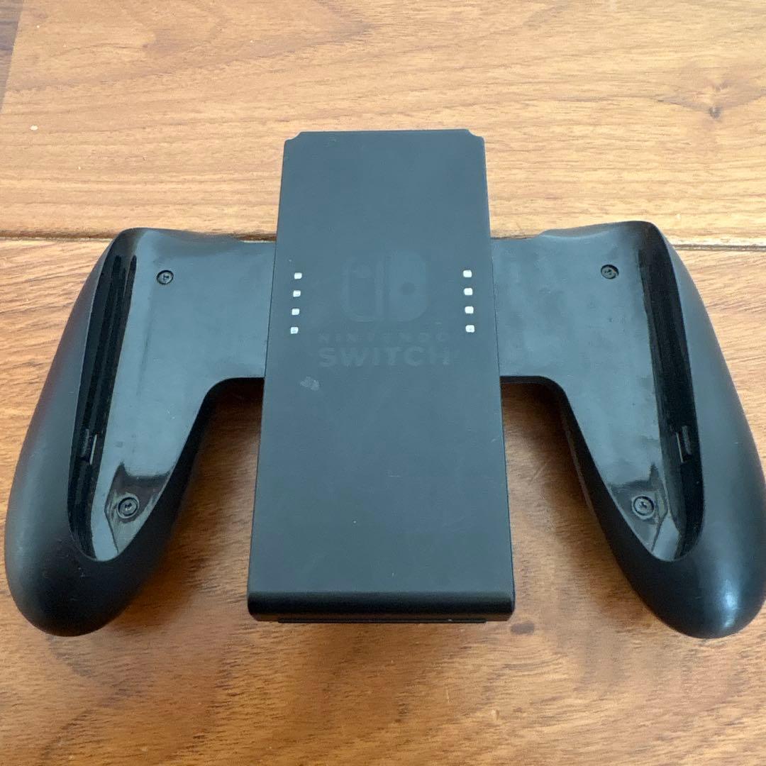 Nintendo Switch 本体 赤/青 Joy-Con 付属品付き