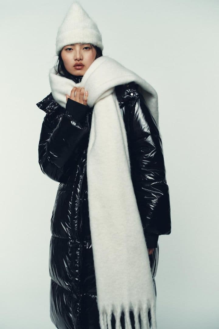 【新品タグ付き】ZARA シャイニーロングアノラック M