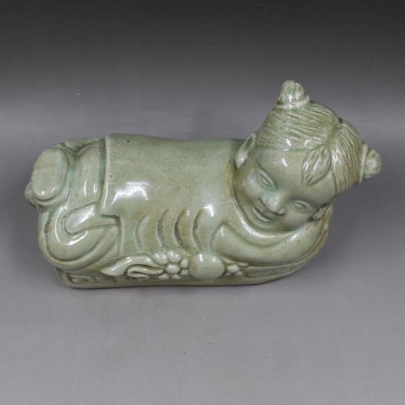宋湖田窯彫刻嬰戯磁器枕 景徳鎮 陶磁器 装飾品 現代工芸品 美術品 置物