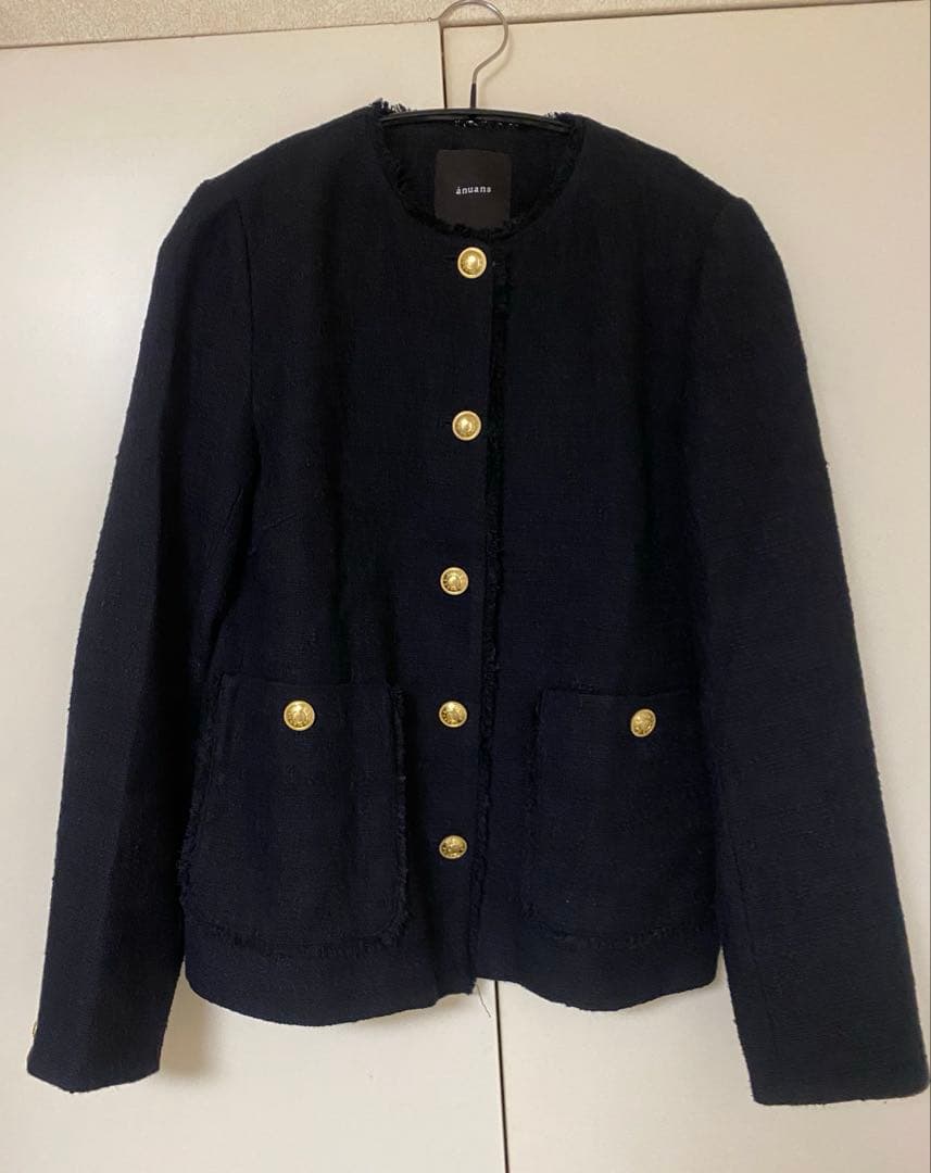 美品　anuans ツイードノーカラージャケット （NAVY）