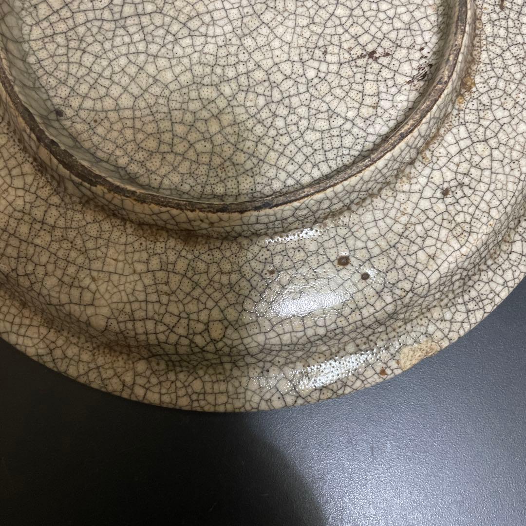 時代物　雹烈紋　亀裂紋　菓子皿　蝶々柄