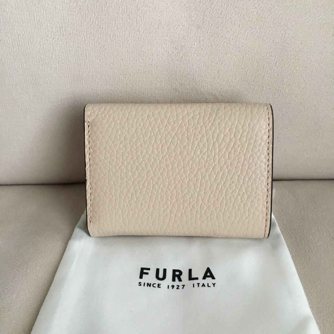新品　FURLA フルラ　定価22,000円　バビロン　三つ折り　財布　ベージュ