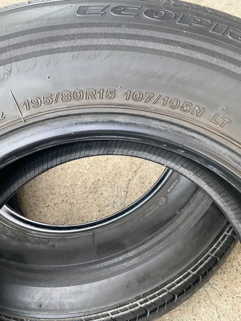 たかすぃー ①195/80R15バン用夏タイヤ4本　※説明欄必須※