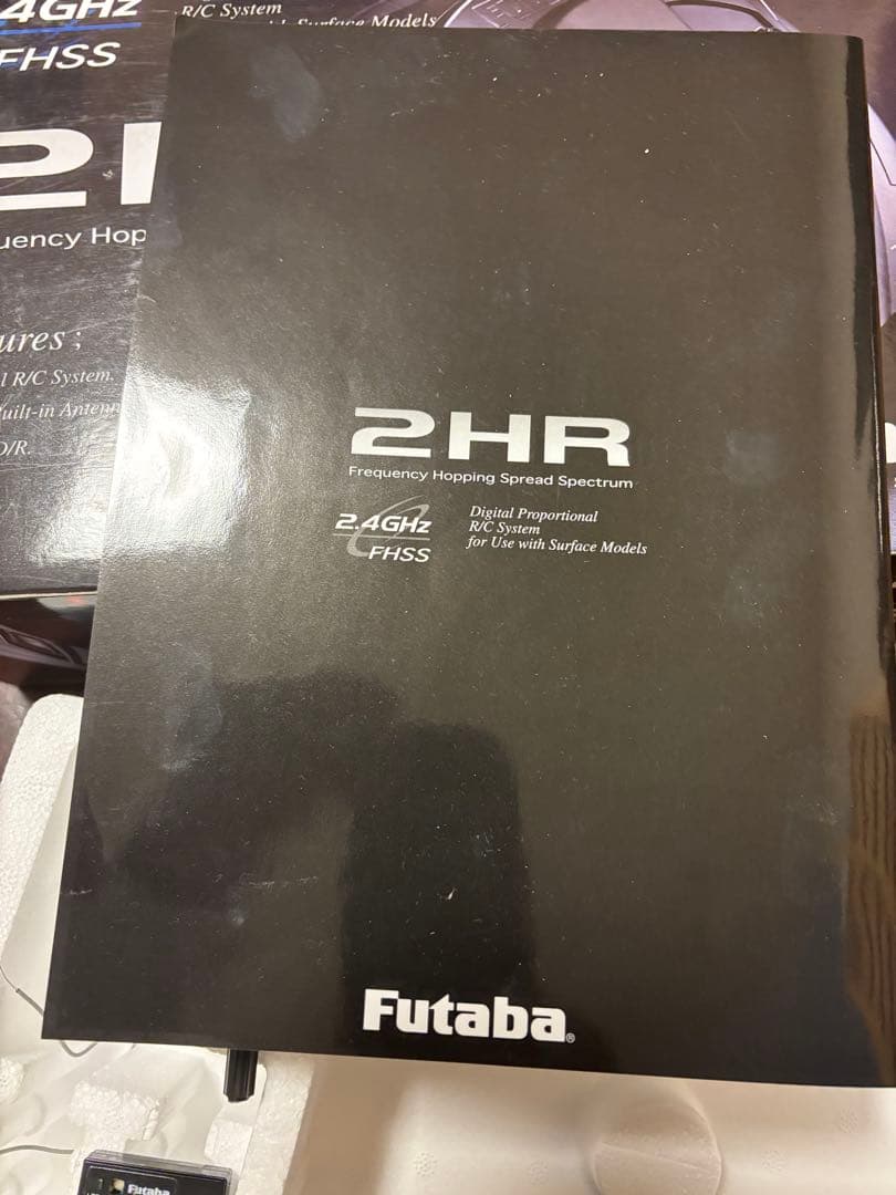 美品Futaba T2HR 2.4GHz FHSS ラジコンプロポ 受信機セット