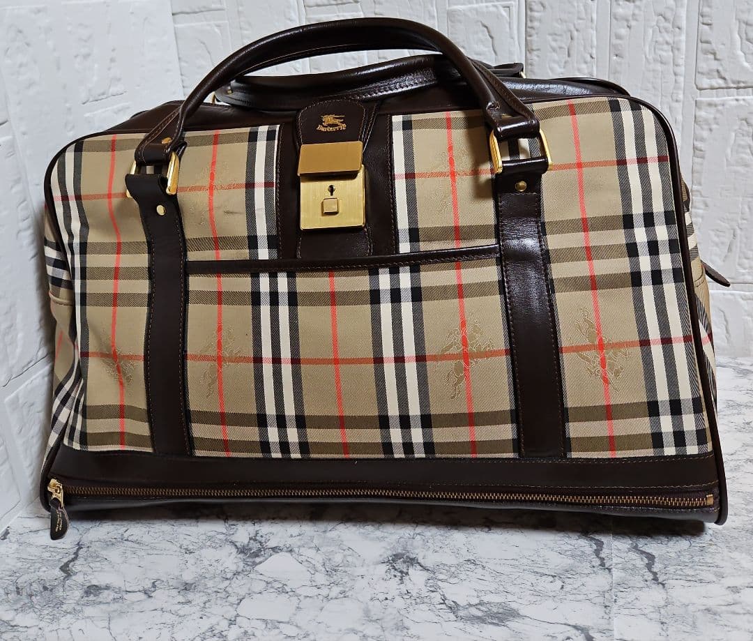 BURBERRY(バーバリー)ボストンバッグ⭐︎旧ロゴ