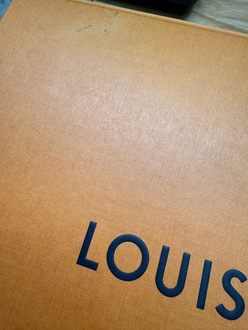 【即日発送】 Louis Vuitton ロゴマフラー 赤とピンク