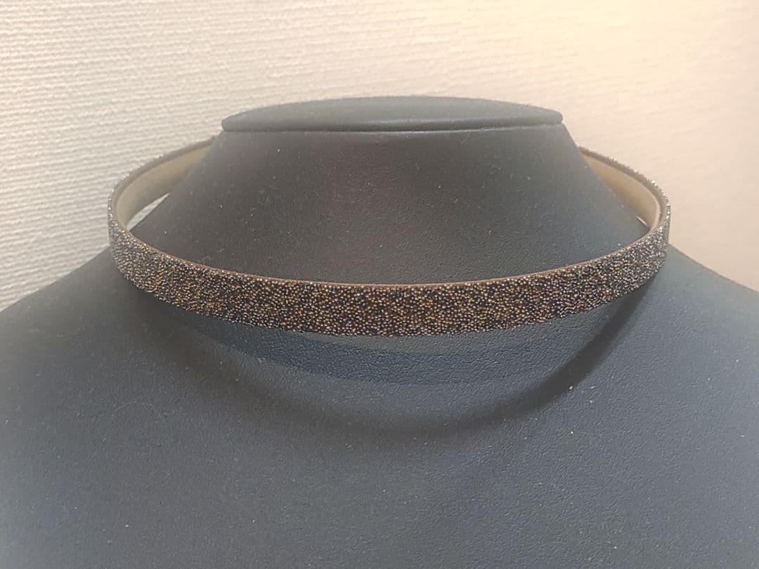 新品 Complex Biz クリスタルシャイニー ヘアバンド(ダークブラウン)