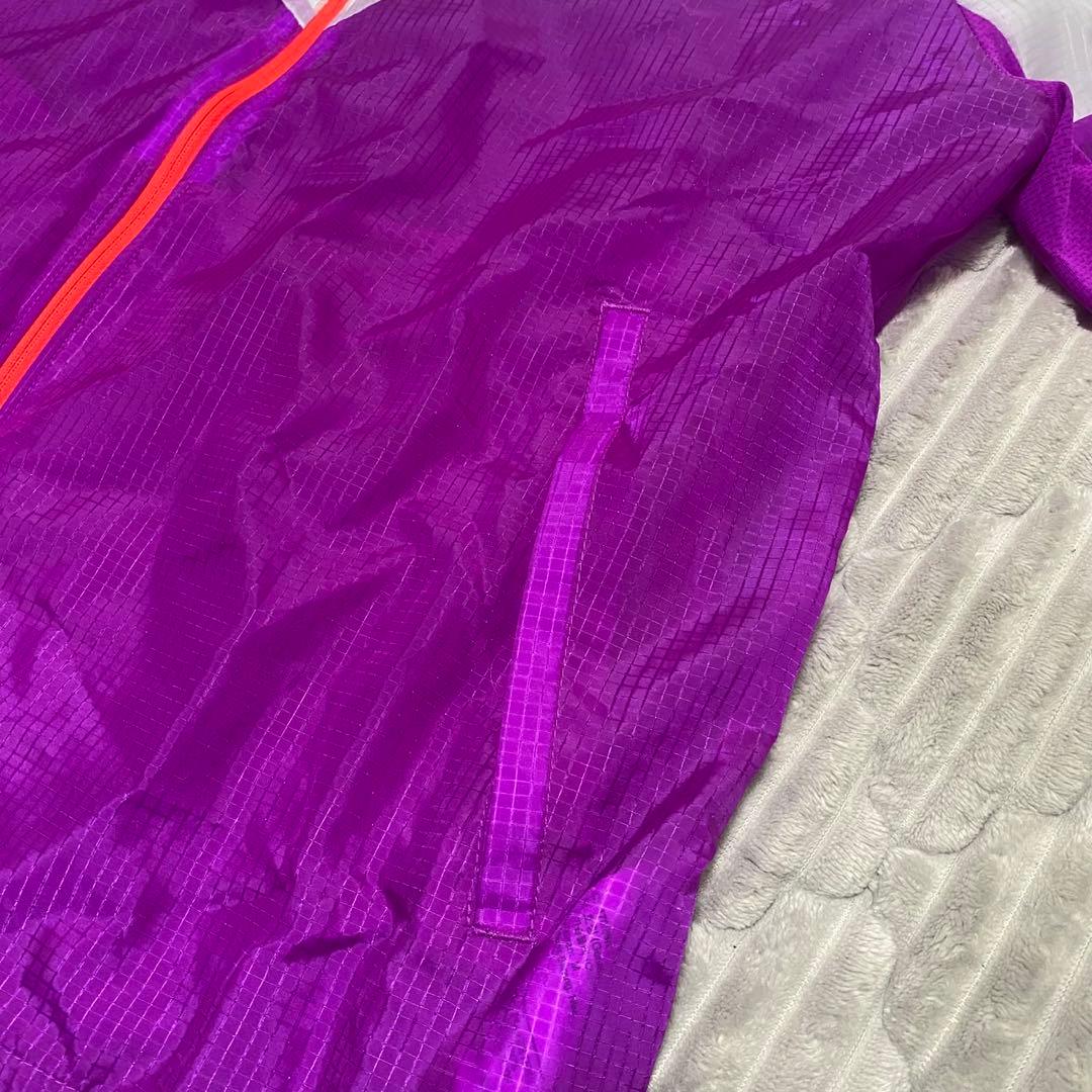 ナイキ ウィンドランナー ランニングジャケット L 防風 防水