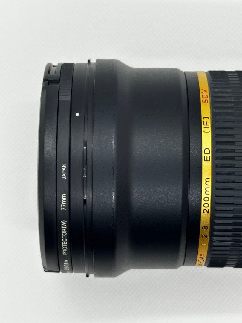 PENTAX DA★ 200mm F2.8 ED (IF) SDM