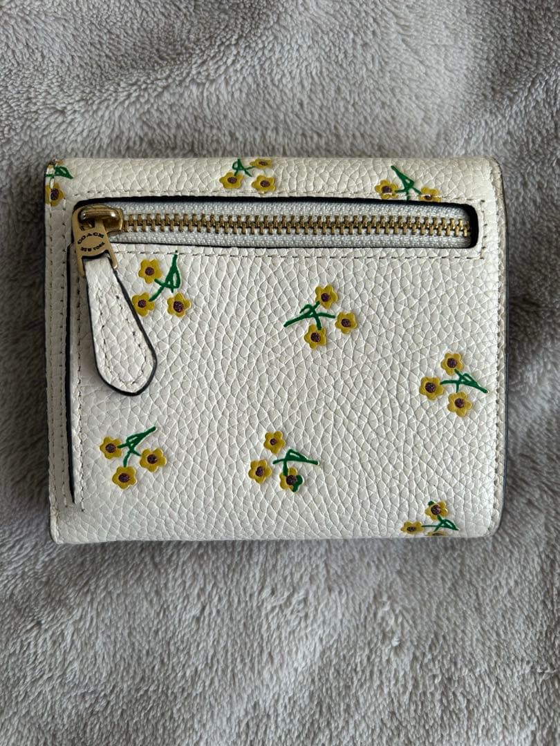コーチ COACH 財布　ウィンスモール　ウォレット　フローラル