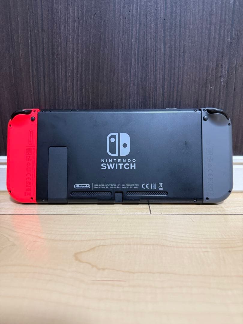 【完品】ニンテンドースイッチ 本体 Nintendo Switch＋純正ケース