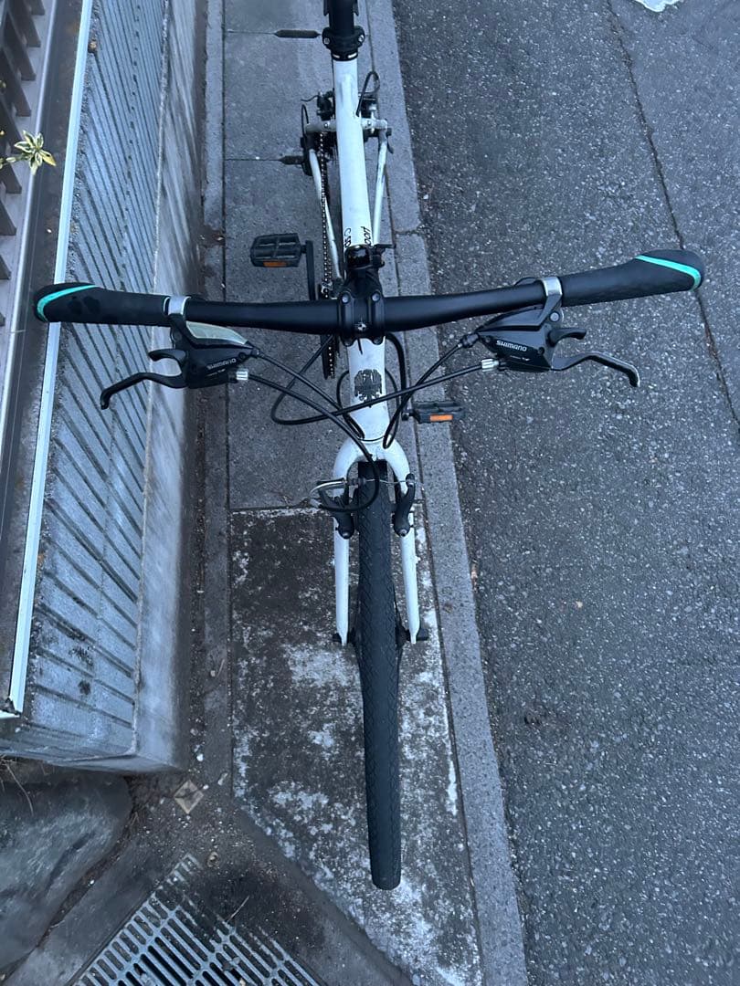 8sug ！！Bianchi クロスバイク ホワイト 700c