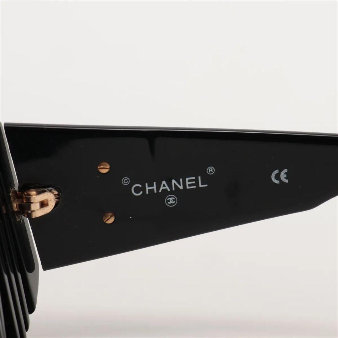 CHANEL ストライプデザイン サングラス