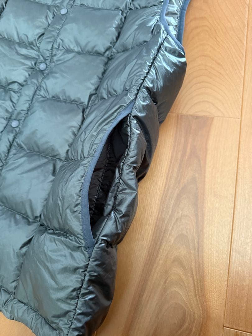 mont-bell ULダウンベスト GRAY Ｌ #1101285 モンベル