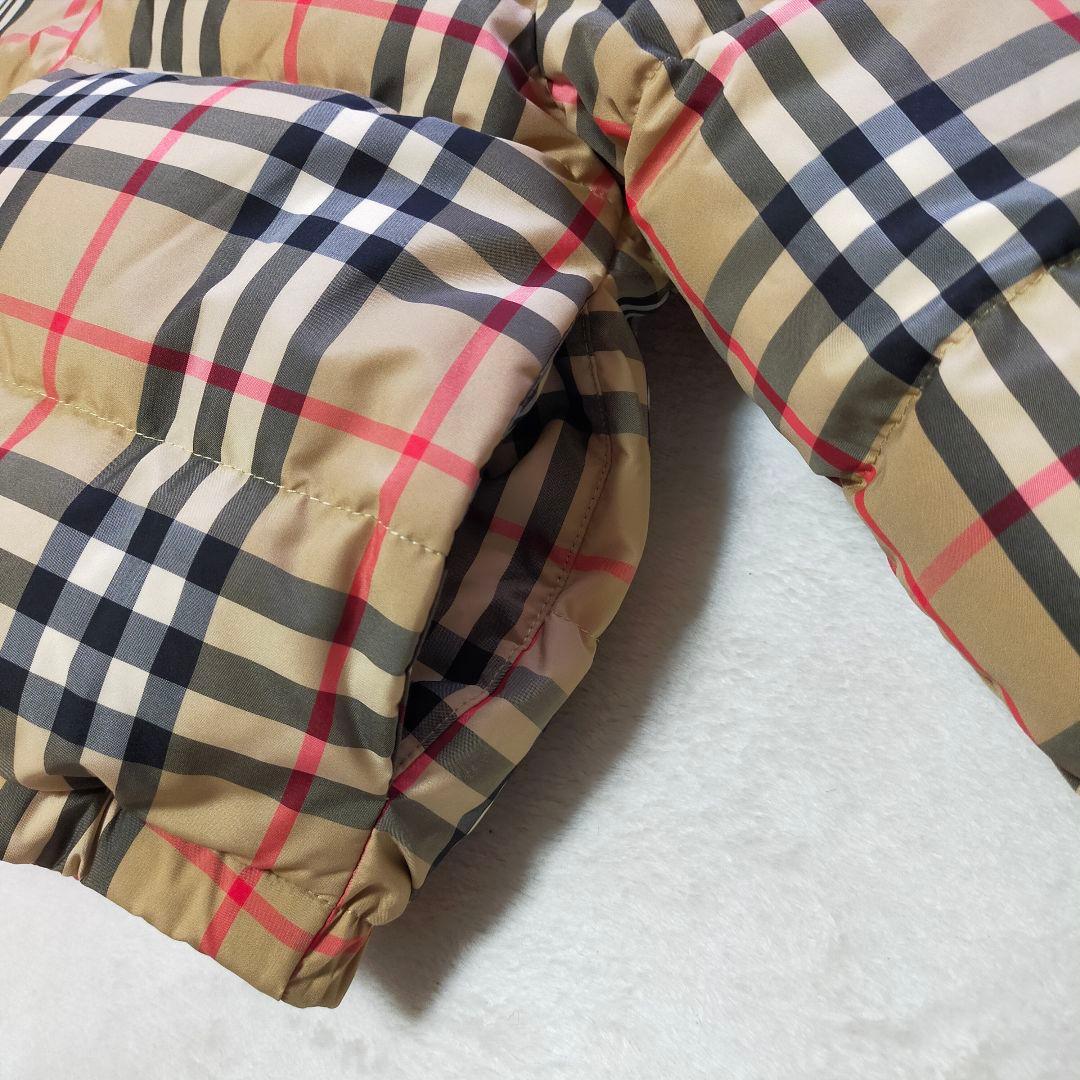 美品　BURBERRY　2Y92cm　リバーシブル　ダウンジャケット