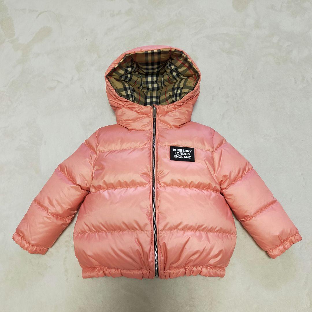美品　BURBERRY　2Y92cm　リバーシブル　ダウンジャケット
