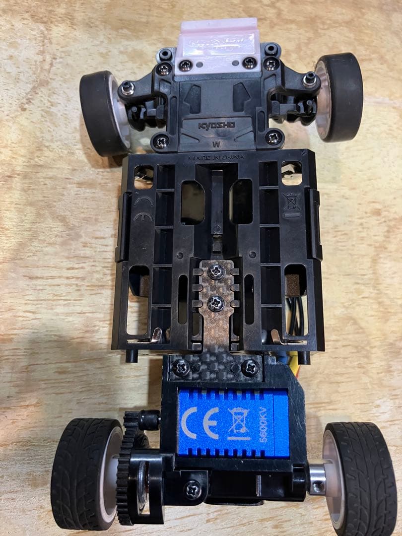 KYOSHO ミニッツ04 V2 電動ラジコンカー