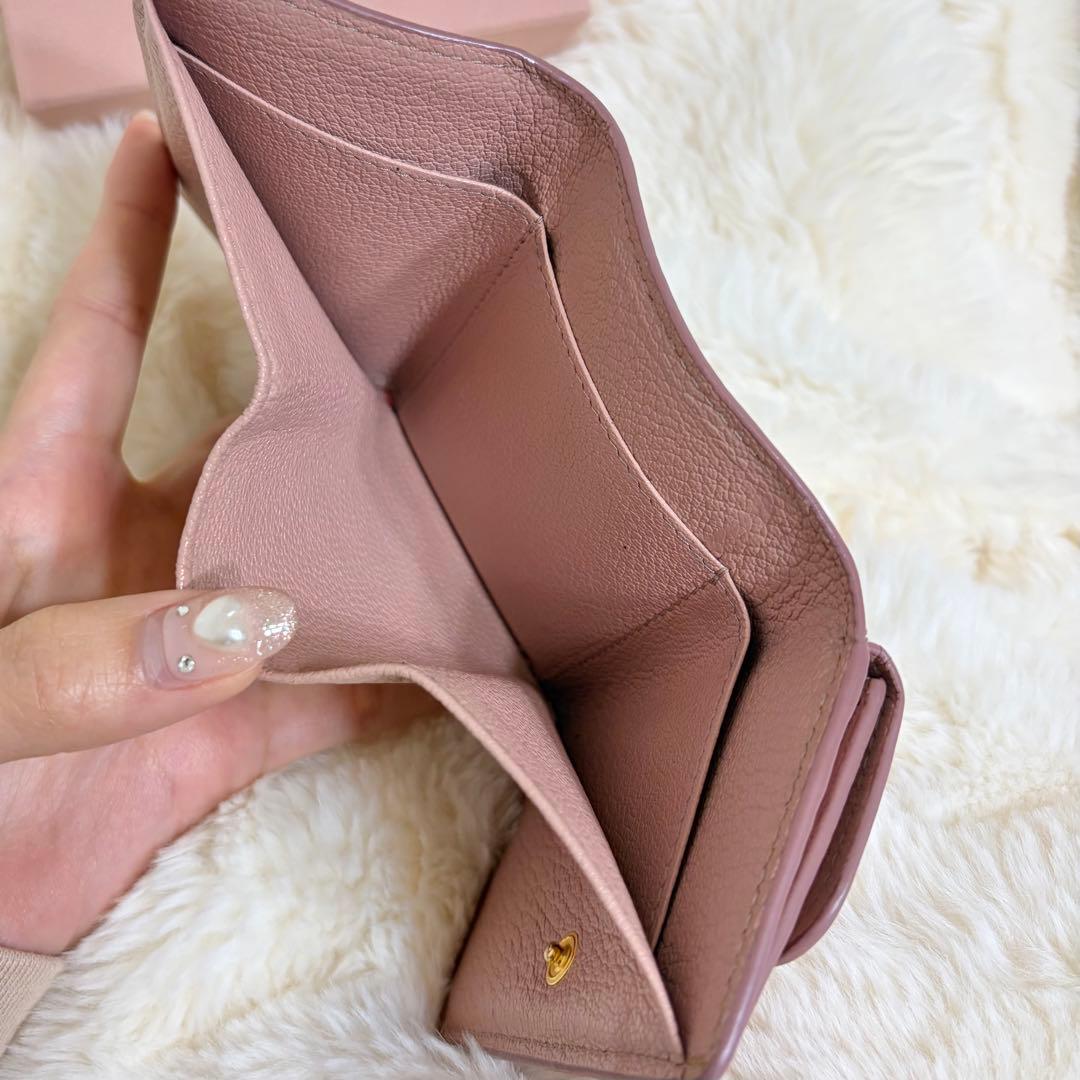 ♡ miumiu 三つ折り 財布