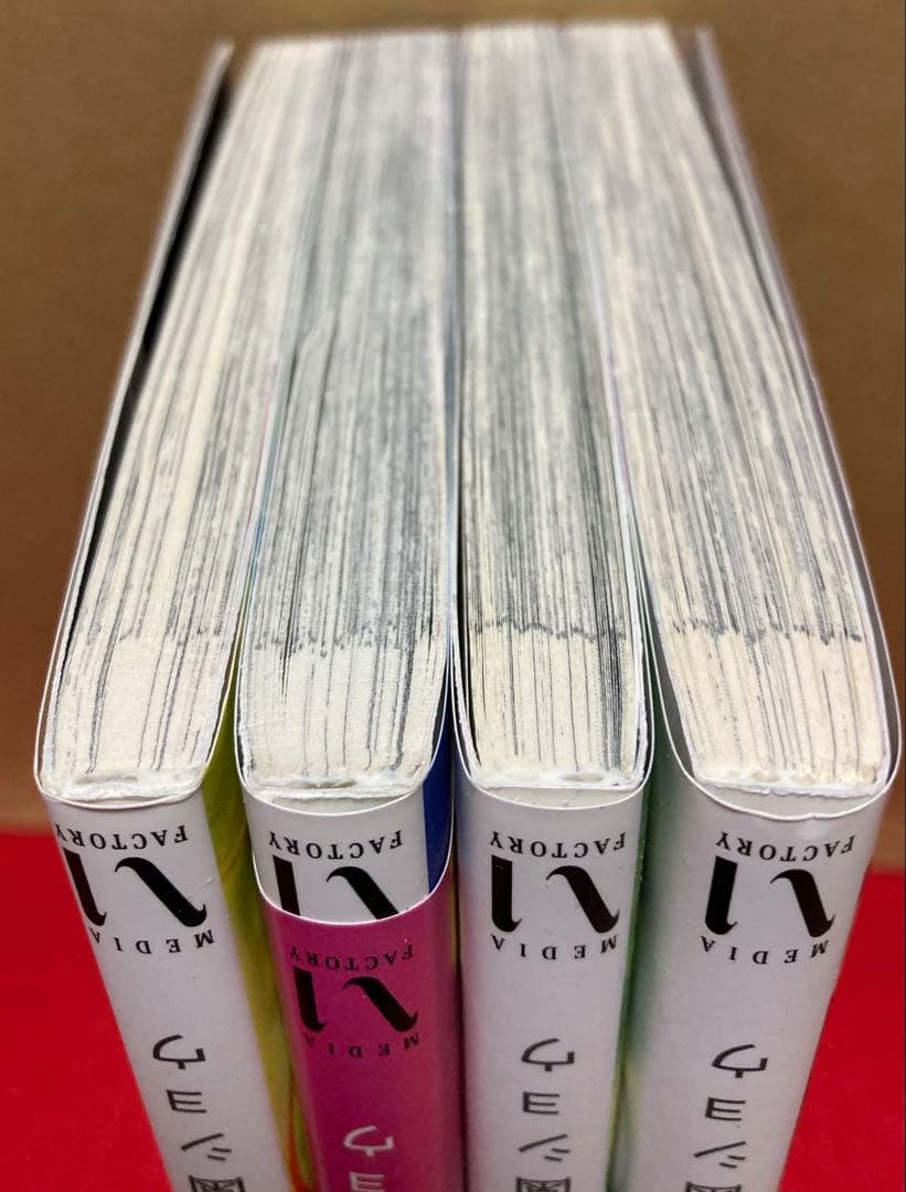 佐々木と宮野１０巻（９巻DVD付き特装版）、平野と鍵浦４巻、舞台に咲け３巻