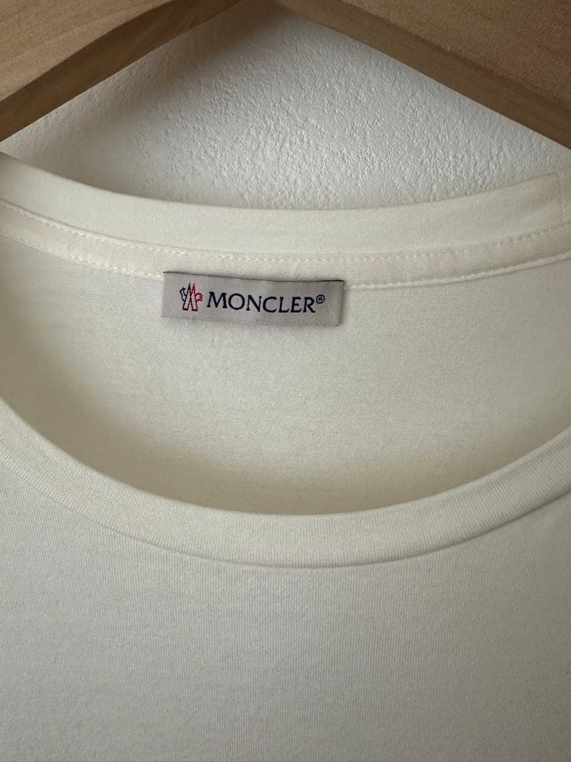 MONCLER アイボリー 半袖 Tシャツ