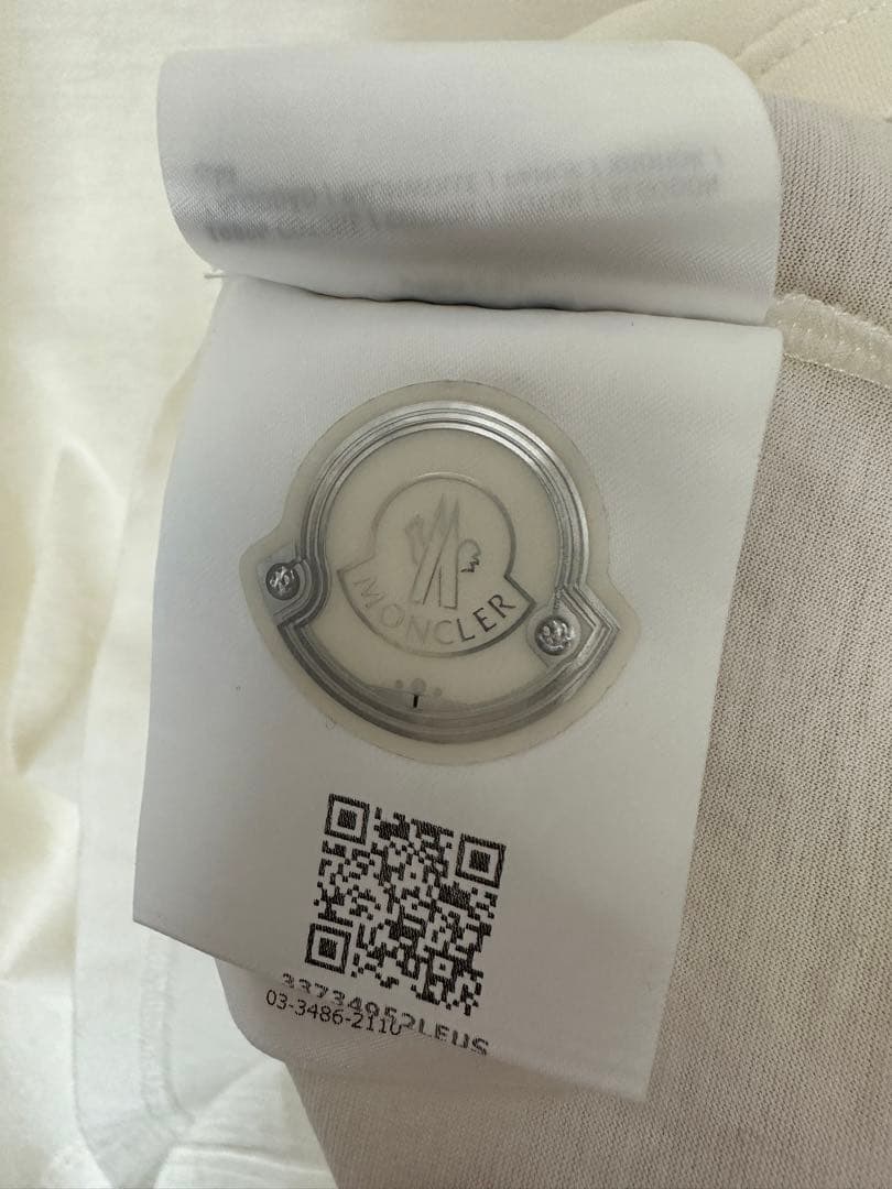 MONCLER アイボリー 半袖 Tシャツ