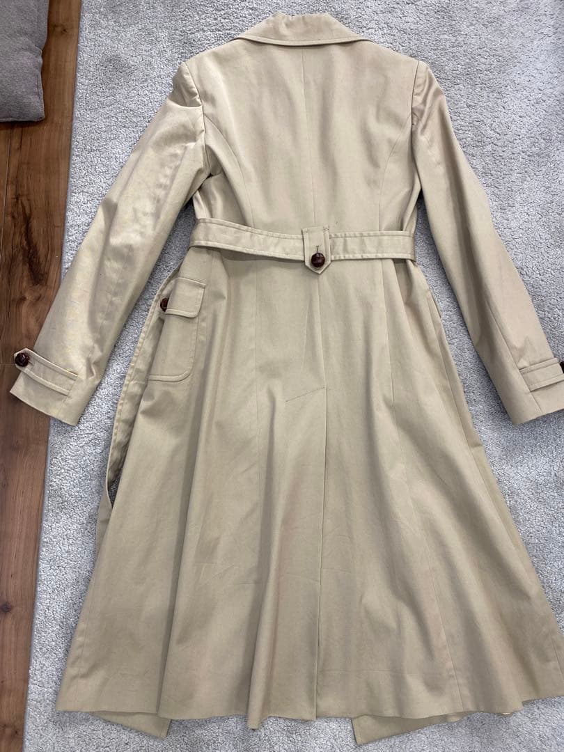 Miumiu のトレンチコート