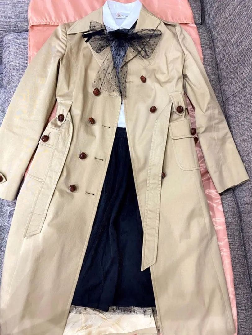 Miumiu のトレンチコート