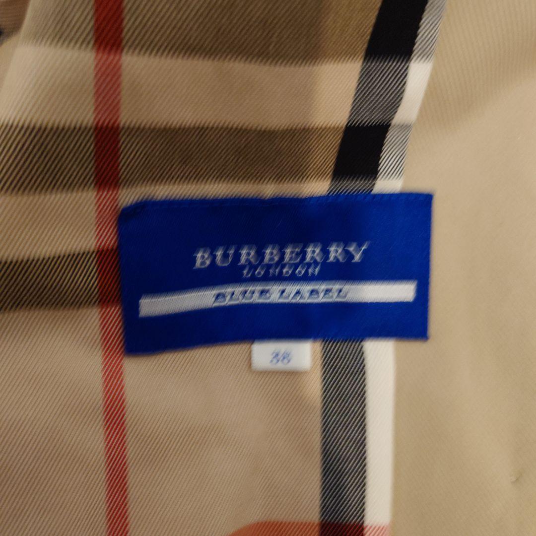 【BURBERRY】ケープ風トレンチコート