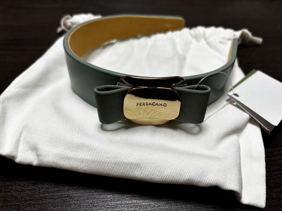 FERRAGAMO VARA カチューシャ　ヘアバンド ミントグリーン
