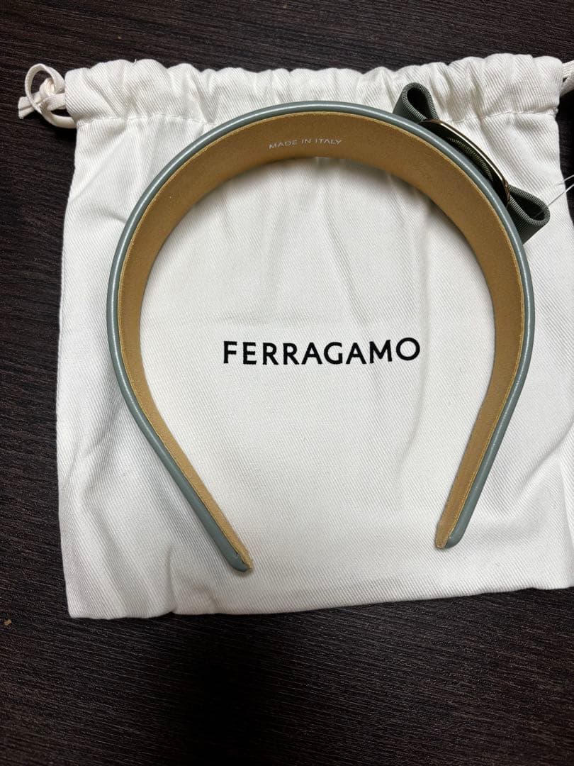 FERRAGAMO VARA カチューシャ　ヘアバンド ミントグリーン