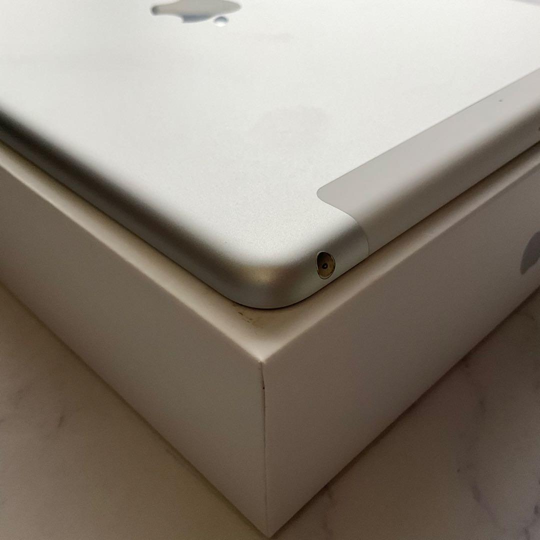 【超美品】Apple iPad 第7世代 Wi-Fi Cellular 32GB