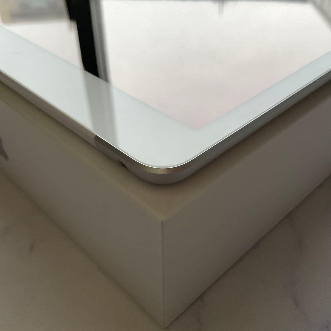 【超美品】Apple iPad 第7世代 Wi-Fi Cellular 32GB