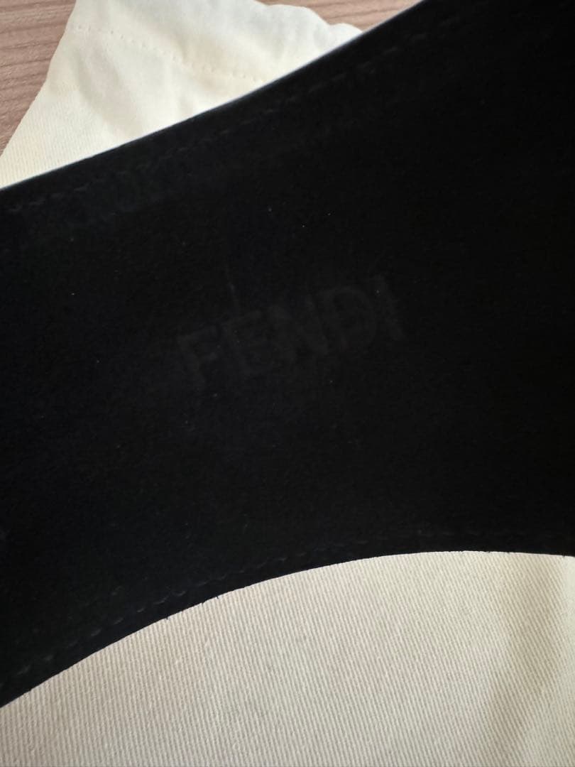 【FENDI】フェンディ ブラウン レザー ロゴ ヘッドバンド