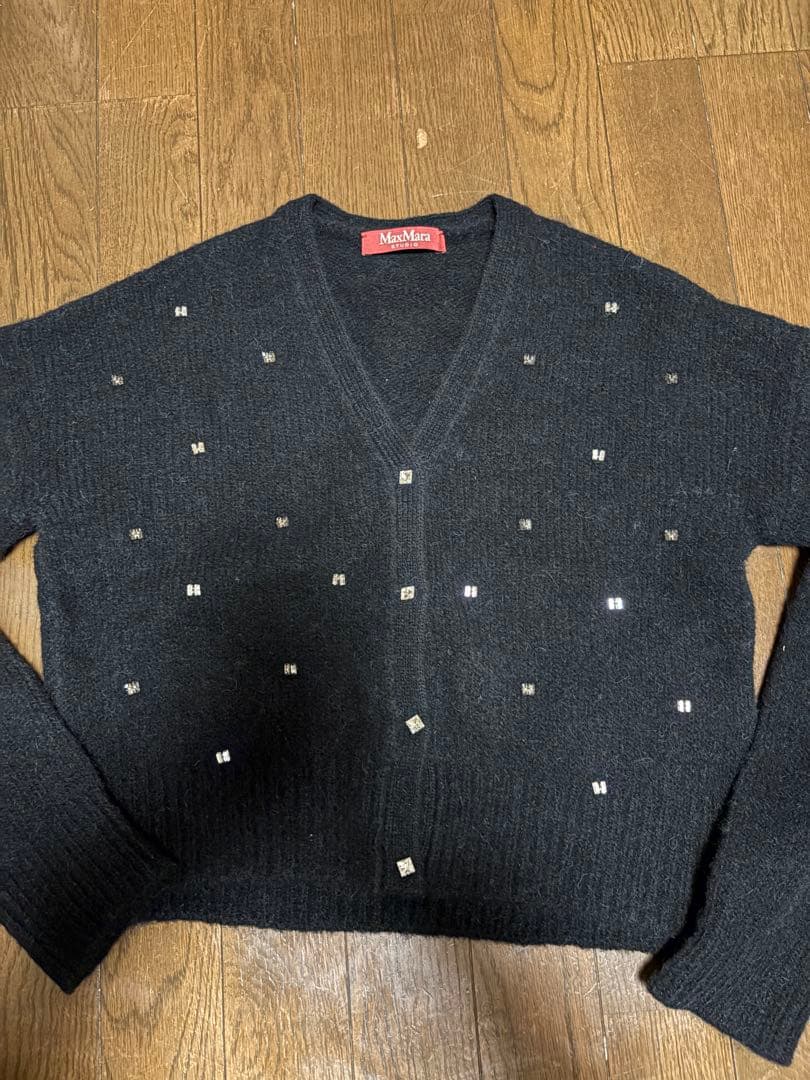 MaxMara ブラックニットカーディガン　ショート丈