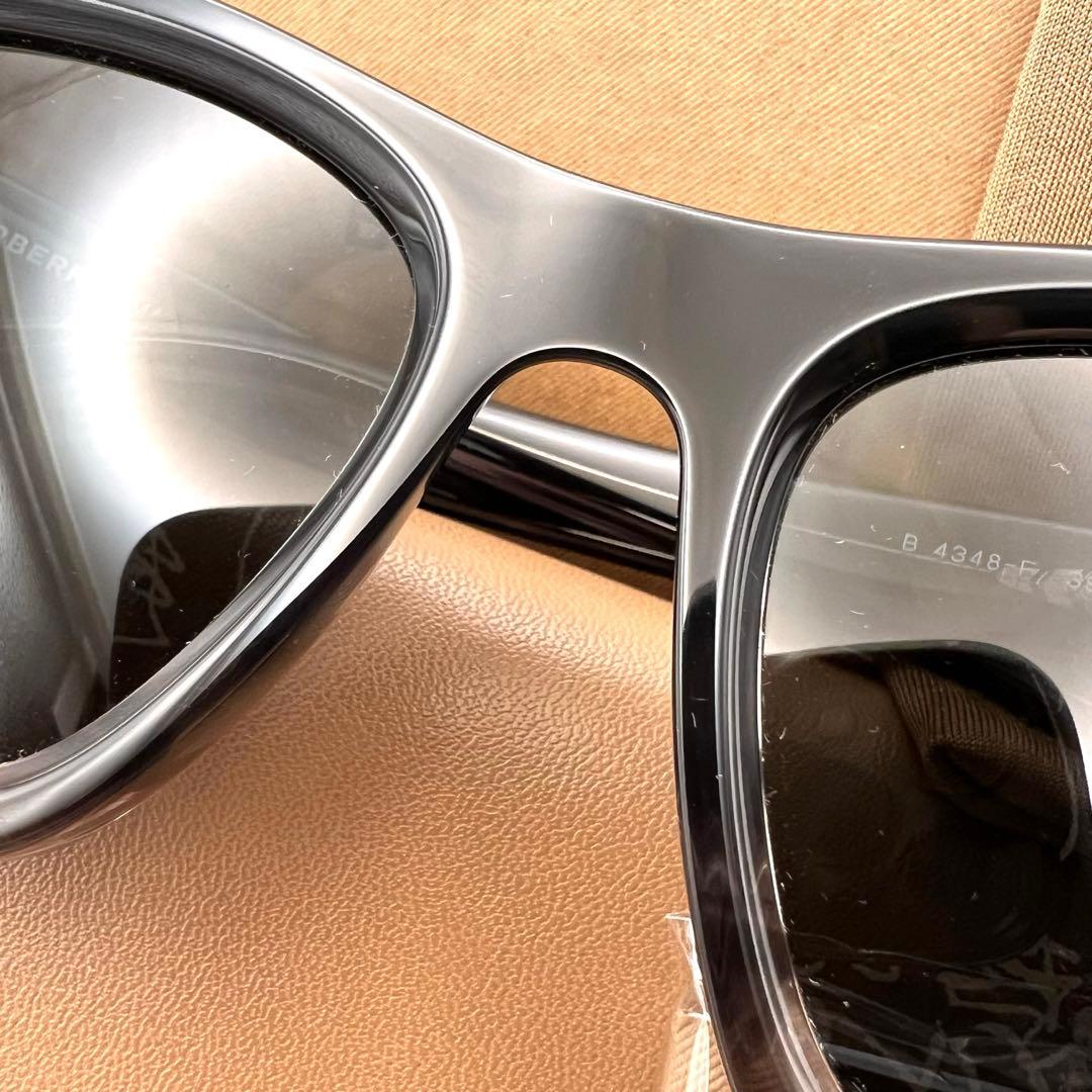 極美品✨BURBERRY B4348F サングラス 黒 男女兼用