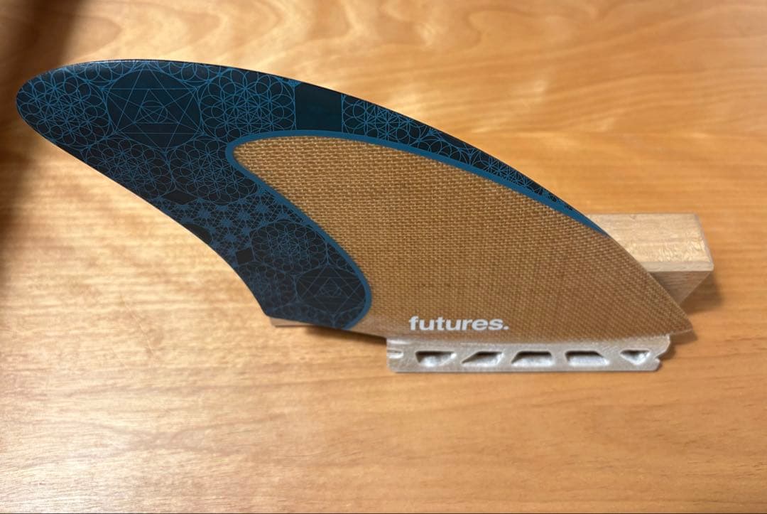 サーフィン・ボディボード Futures. JUTE TWIN KEEL RASTA