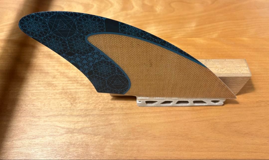 サーフィン・ボディボード Futures. JUTE TWIN KEEL RASTA