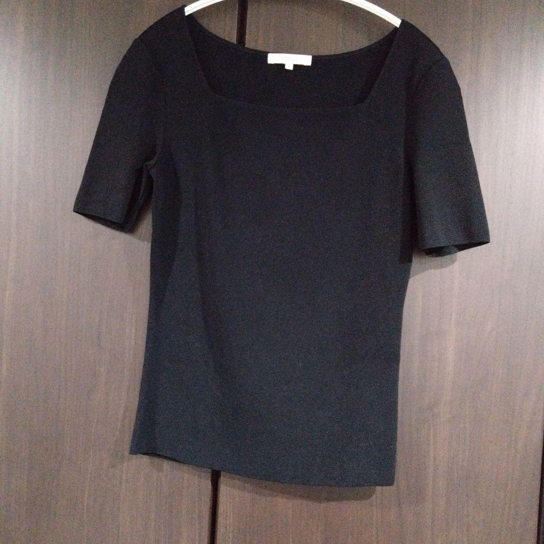 エポカsize40キュプラベーシックスクエアカラーニット　ブラック