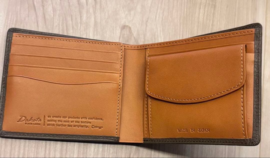 ダコタ 二つ折り財布 Dakota BLACK LABEL バシレウス