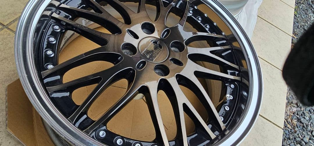 16インチ ブロンズポリッシュ ホイール レオンハルトビューゲル
