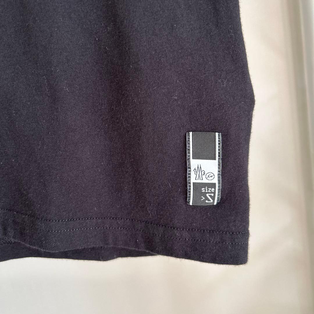 ブラック Tシャツ Sサイズ プリント入り
