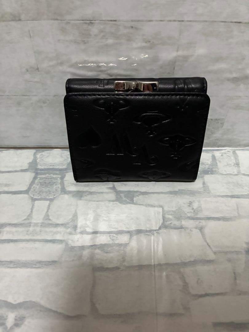 【新品未使用】Vivienne Westwood 三つ折り財布 ブラック 大人気