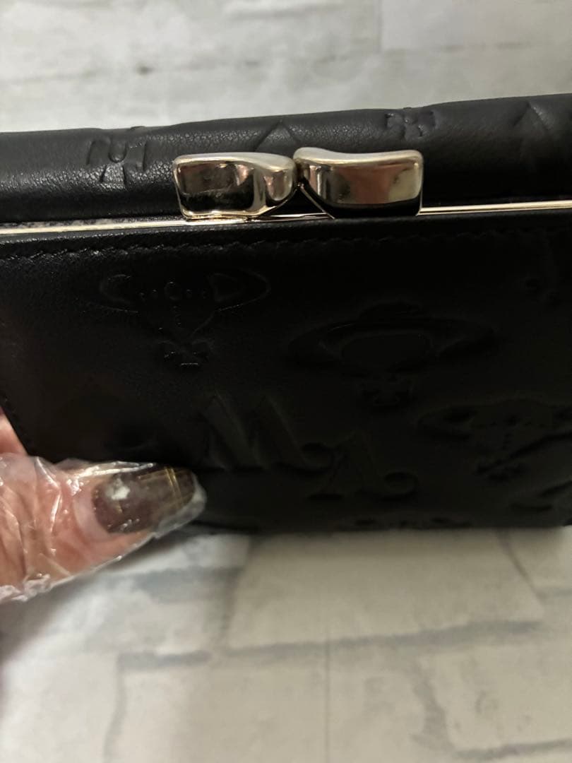 【新品未使用】Vivienne Westwood 三つ折り財布 ブラック 大人気