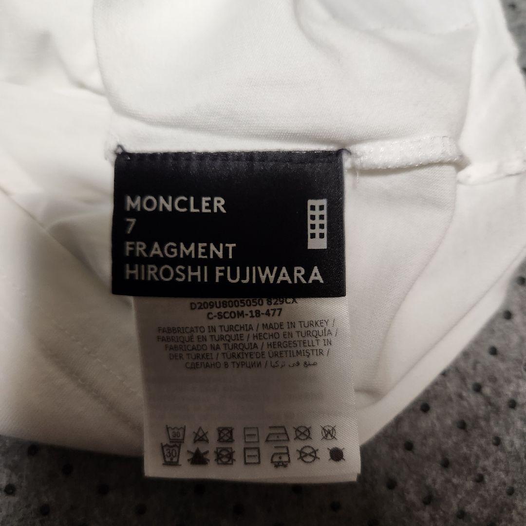 美品 MONCLER モンクレール Tシャツ ロゴプリント コットン100%