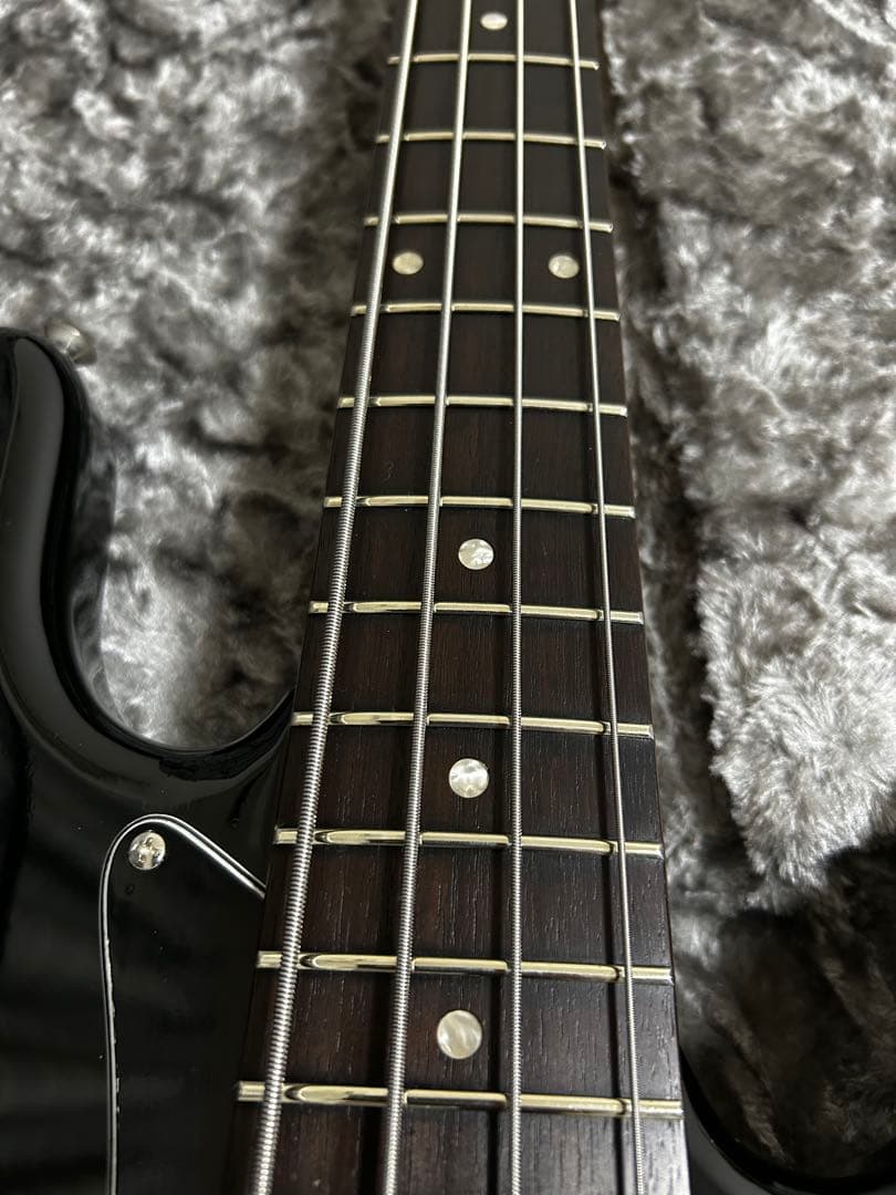 【早い者勝ち値下げ】Squier By Fender 極上品　指板ブラック化