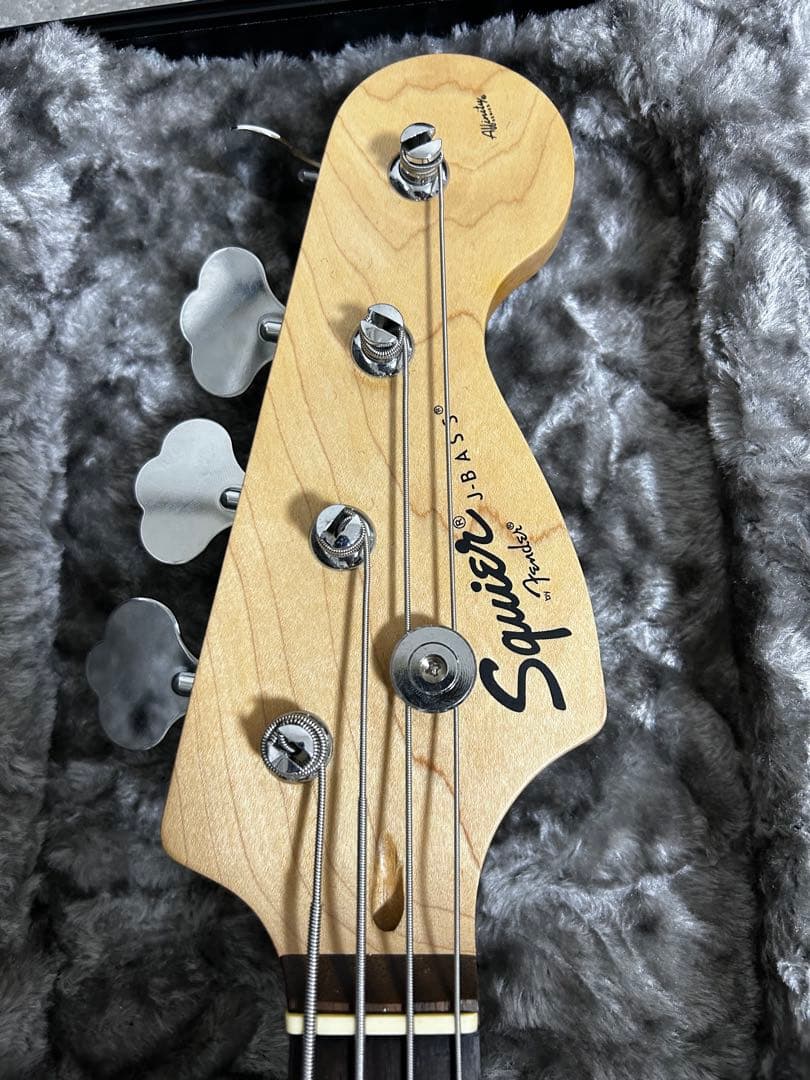【早い者勝ち値下げ】Squier By Fender 極上品　指板ブラック化