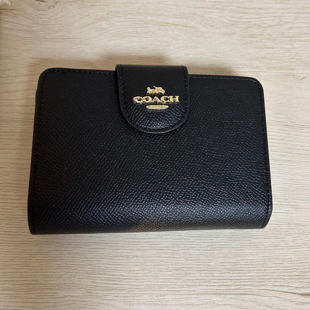 COACH ブラック 二つ折り財布　C6390